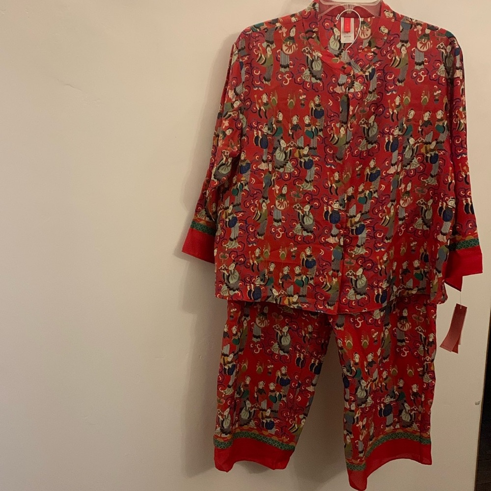 Josie Natori geisha pajama set, New, size medium